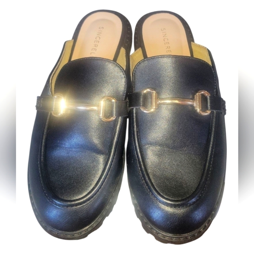 Sincerely Jules Black Ragu Slip On Faux Leather Gold Buckle Accent Mules 7.5M